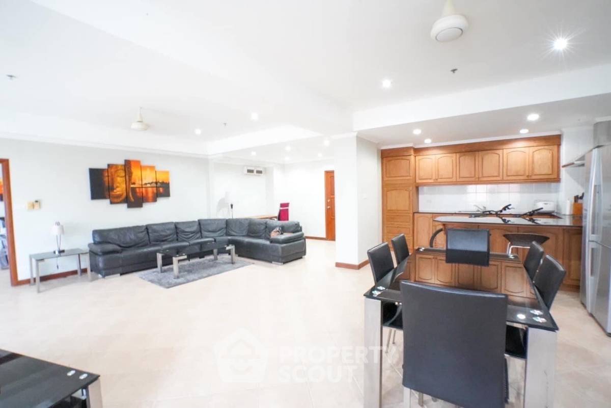 picture 2-BR Condo at View Talay 2 Condominium Jomtien close to Pattaya South (ID 2097605) - 5/22