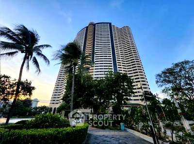Condos for sale : 2-BR Condo at Condotel Cliff & Beach close to Cha-Am Beach (ID 2143667)