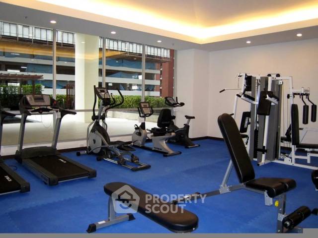picture 1-BR Condo at The Rajdamri near BTS Ratchadamri (ID 881977) - 1/3