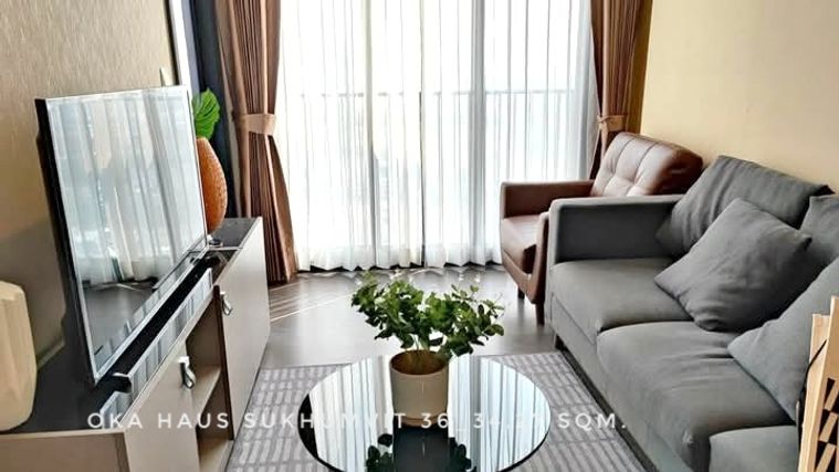 ให้เช่าห้องวิวแม่น้ำ 1 ห้องนอนพร้อมเฟอร์ Oka Haus Sukhumvit 36 ใกล้เอ็มโพเรียม BTSทองหล่อ 