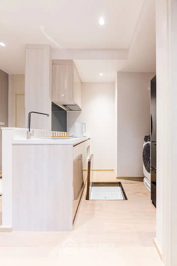 picture 1-BR Condo at Runesu Thonglor 5 near BTS Thong Lor (ID 2080334) - 8/18