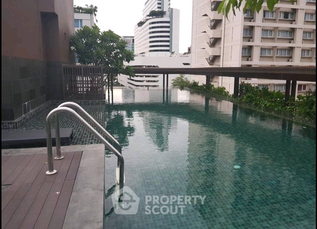 picture 1-BR Condo at Focus Ploenchit near BTS Nana (ID 494459) - 13/14