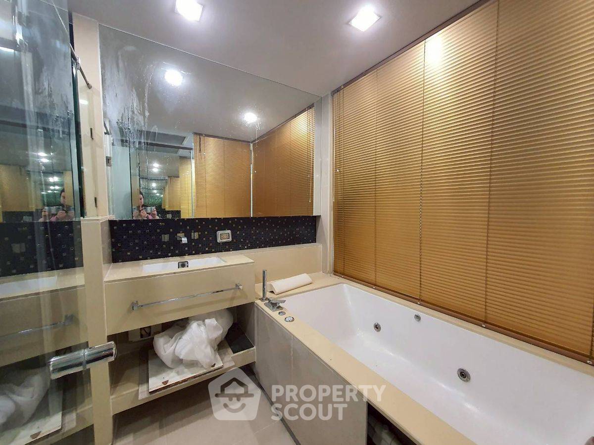 picture 1-BR Condo at The Address Sathorn near BTS Saint Louis (ID 2108627) - 17/17