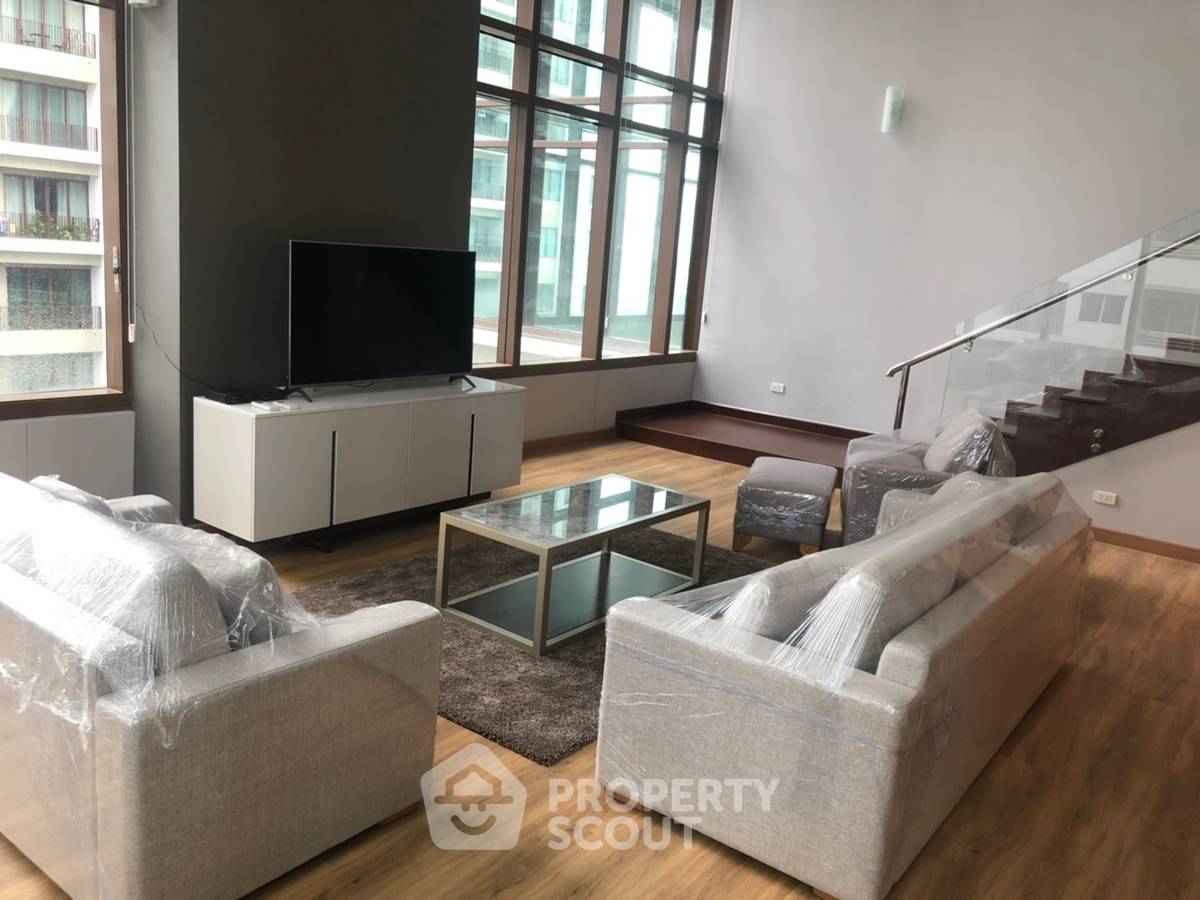 รูป ดูเพล็กซ์ 2-ห้องนอน ที่ ดิ เอ็มโพริโอ เพลส ใกล้ BTS พร้อมพงษ์ (ID 469363) - รูปที่ 10/16