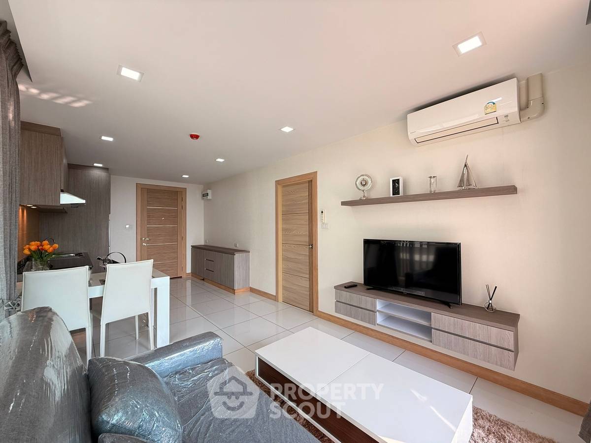 รูป คอนโด 1-ห้องนอน ที่ คอนโดเวลมาริน่า ใกล้ เมืองพัทยา (ID 2137095) - รูปที่ 1/9