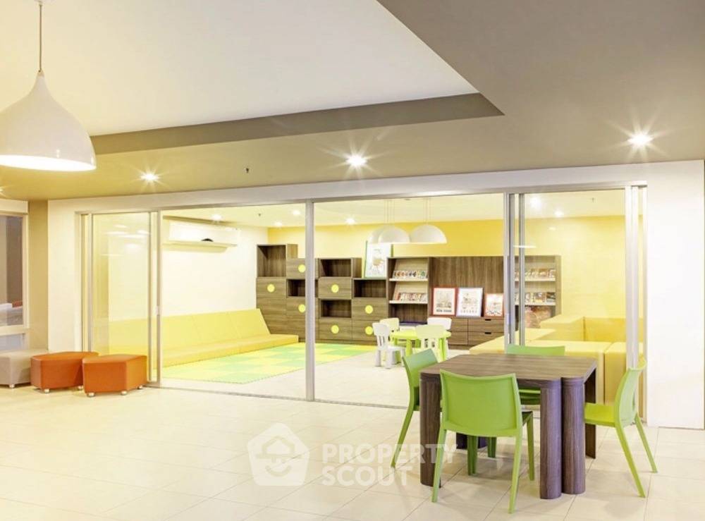 picture 1-BR Condo at Lumpini Seaview Jomtien close to Jomtien Beach (ID 1142015) - 16/18