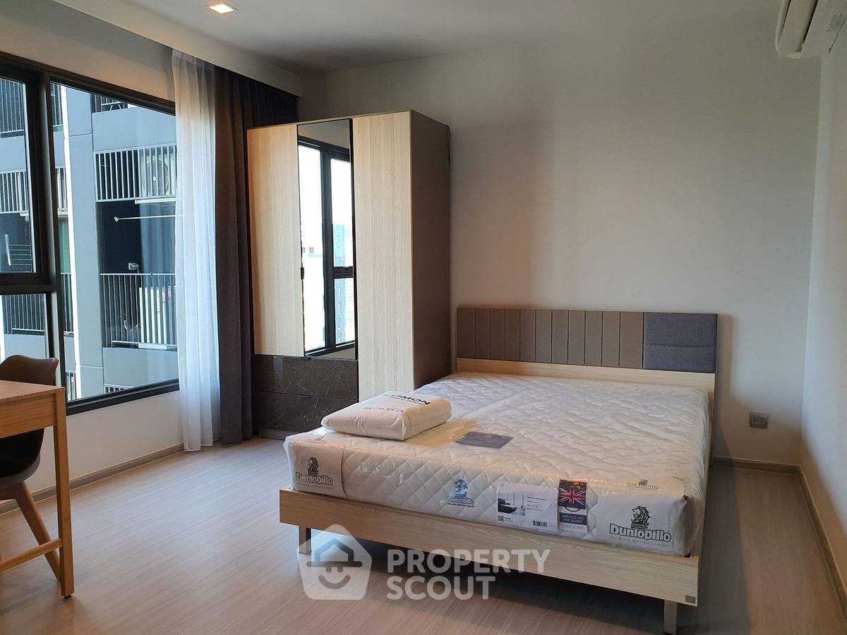 picture 1-BR Condo at Life Asoke - Rama 9 near MRT Phra Ram 9 (ID 1545836) - 2/6