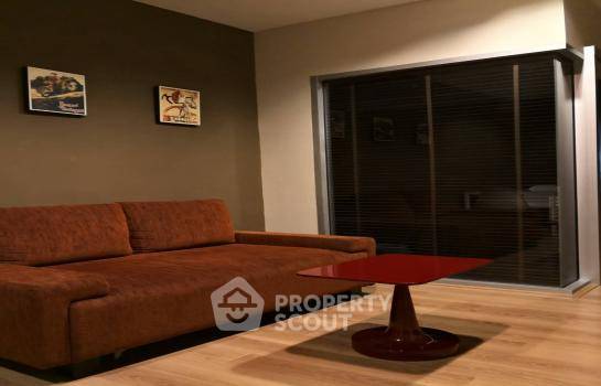 picture 1-BR Condo at The Seed Musee Sukhumvit 26 near BTS Phrom Phong (ID 1899662) - 1/8
