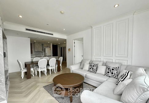 2-BR Condo at Manhattan Chidlom near BTS Chit Lom (ID 1891424)