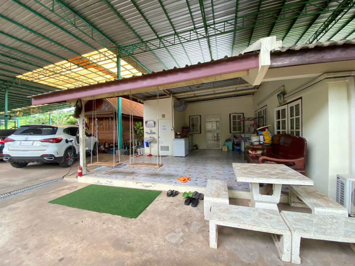 รูป ขายบ้านพร้อมที่ดินและโครงหลังคาขนาดใหญ่ เหมาะสำหรับทำธุรกิจหรืออยู่อาศัย (รหัส BSS-138) - รูปที่ 3/14