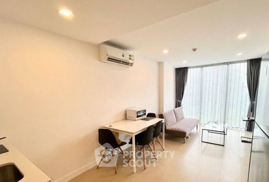 รูป คอนโด 1-ห้องนอน ที่ ออโรร่า ใกล้ ถนนพระตำหนัก พัทยา (ID 1899422) - รูปที่ 2/5