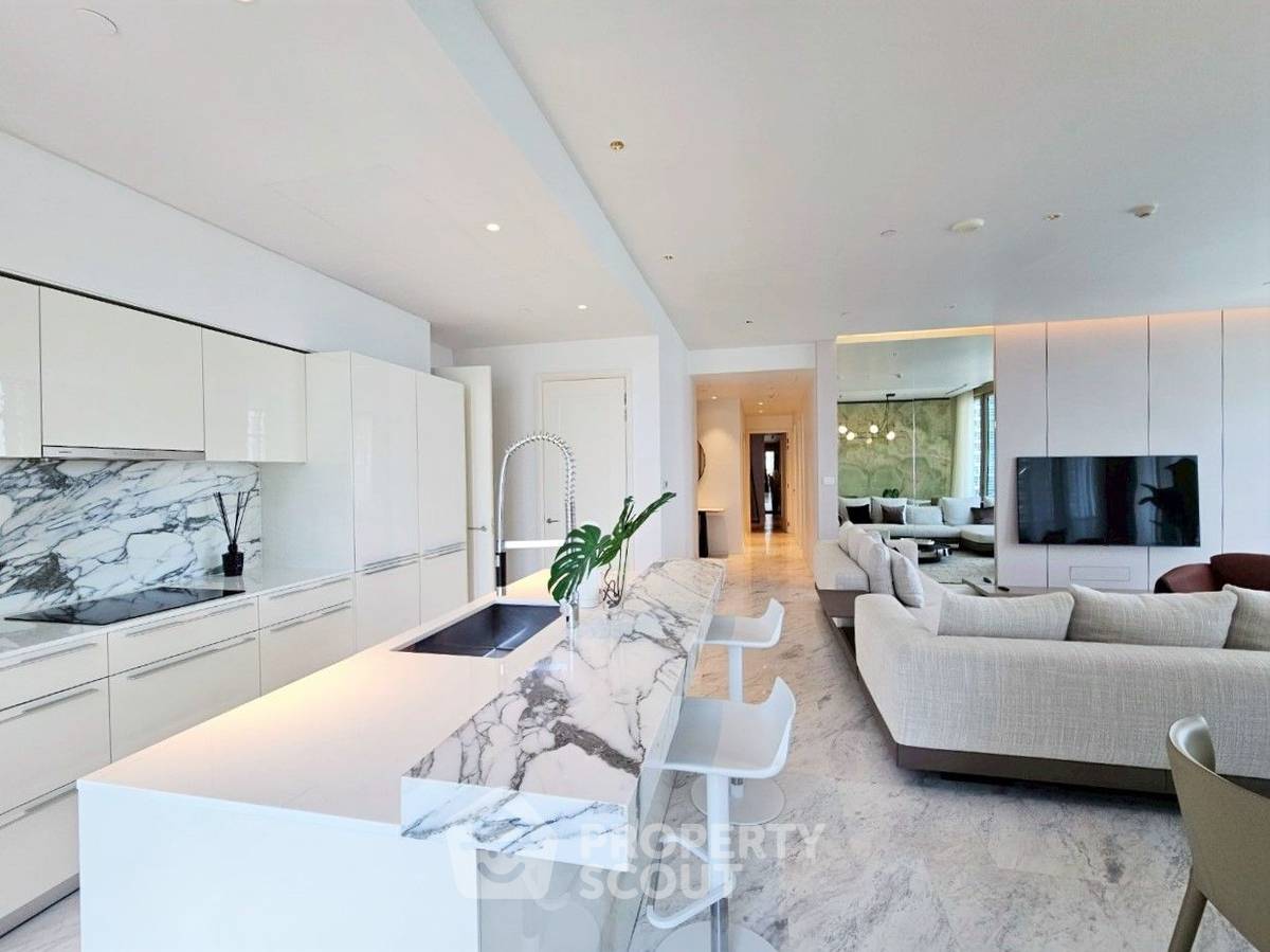 picture 3-BR Condo at Four Seasons Private Residences Bangkok near BTS Saphan Taksin (ID 2187250) - 7/17