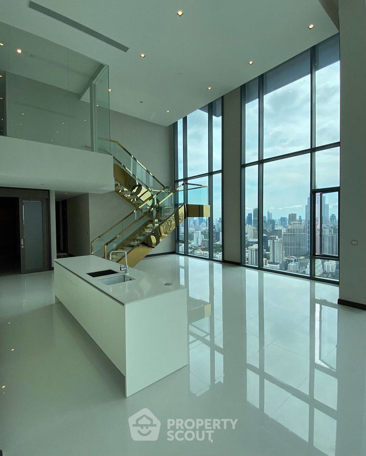 picture 4-BR Condo at Q1 Sukhumvit near BTS Nana (ID 868792) - 1/16