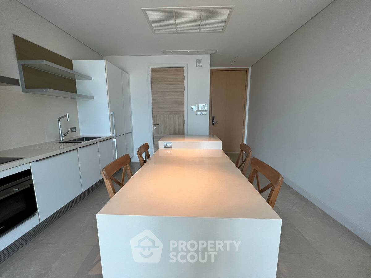 picture 1-BR Condo at Sindhorn Residence near BTS Ratchadamri (ID 2067640) - 3/10