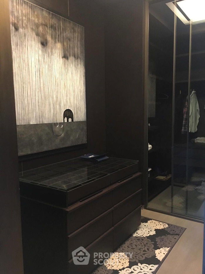 picture 3-BR Condo at Hyde Sukhumvit 13 Condominium near BTS Nana (ID 1479772) - 7/37