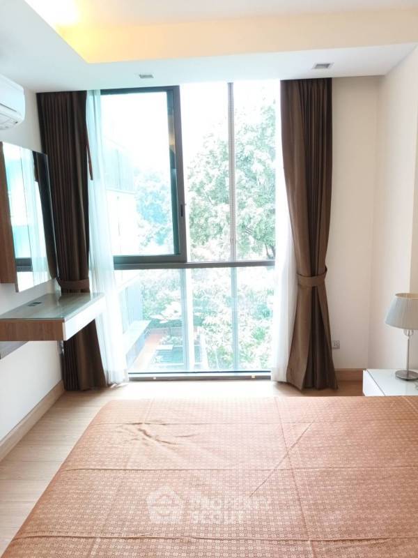 picture 2-BR Condo at Via 49 near BTS Phrom Phong (ID 1401200) - 5/13