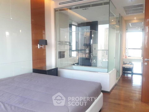 2-BR Condo at The Address Sukhumvit 28 near BTS Phrom Phong (ID 718116)
