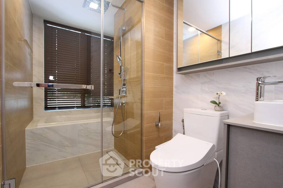 picture 2-BR Condo at Taka Haus Ekamai 12 near BTS Ekkamai (ID 530907) - 4/18
