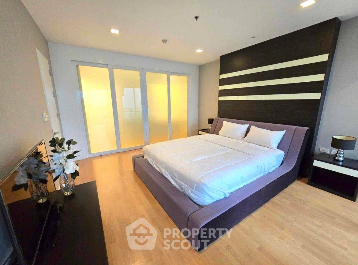 picture 1-BR Condo at Nusasiri Grand Condominium near BTS Ekkamai (ID 1901460) - 6/13