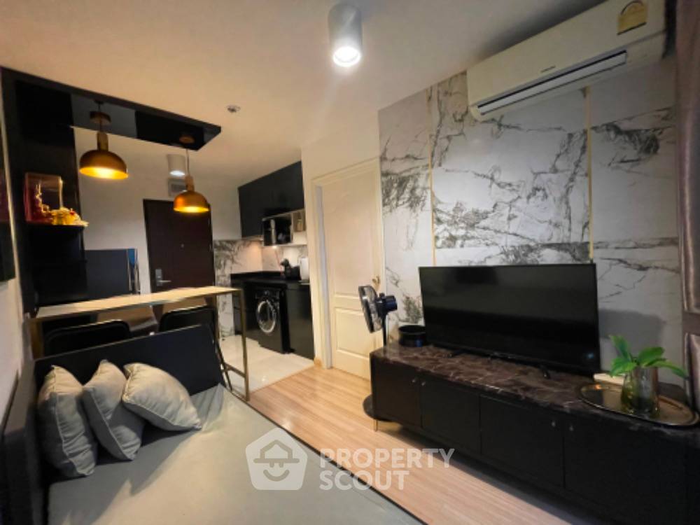 picture 1-BR Condo at Chateau In Town Vibhavadi 10 near MRT Sutthisan (ID 894221) - 1/12