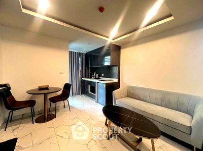 Condos for rent Pattaya : 1-BR Condo at Arcadia Center Suites close to Phratamnak (ID 1521685)