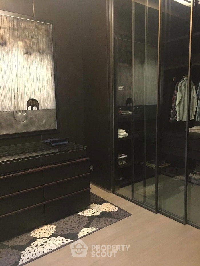 picture 3-BR Condo at Hyde Sukhumvit 13 Condominium near BTS Nana (ID 1479772) - 8/37