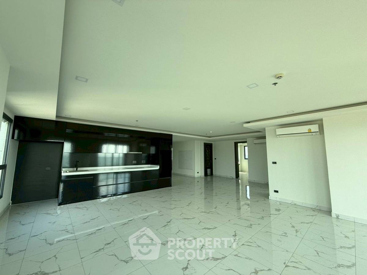 รูป คอนโด 4-ห้องนอน ที่ อคาเดีย มิลเลนเนียม ทาวเวอร์ ใกล้ พัทยาใต้ (ID 2137480) - รูปที่ 5/13
