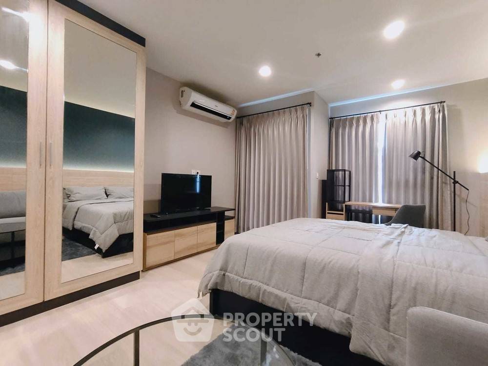 picture 1-BR Condo at Life One Wireless near BTS Phloen Chit (ID 372612) - 7/16