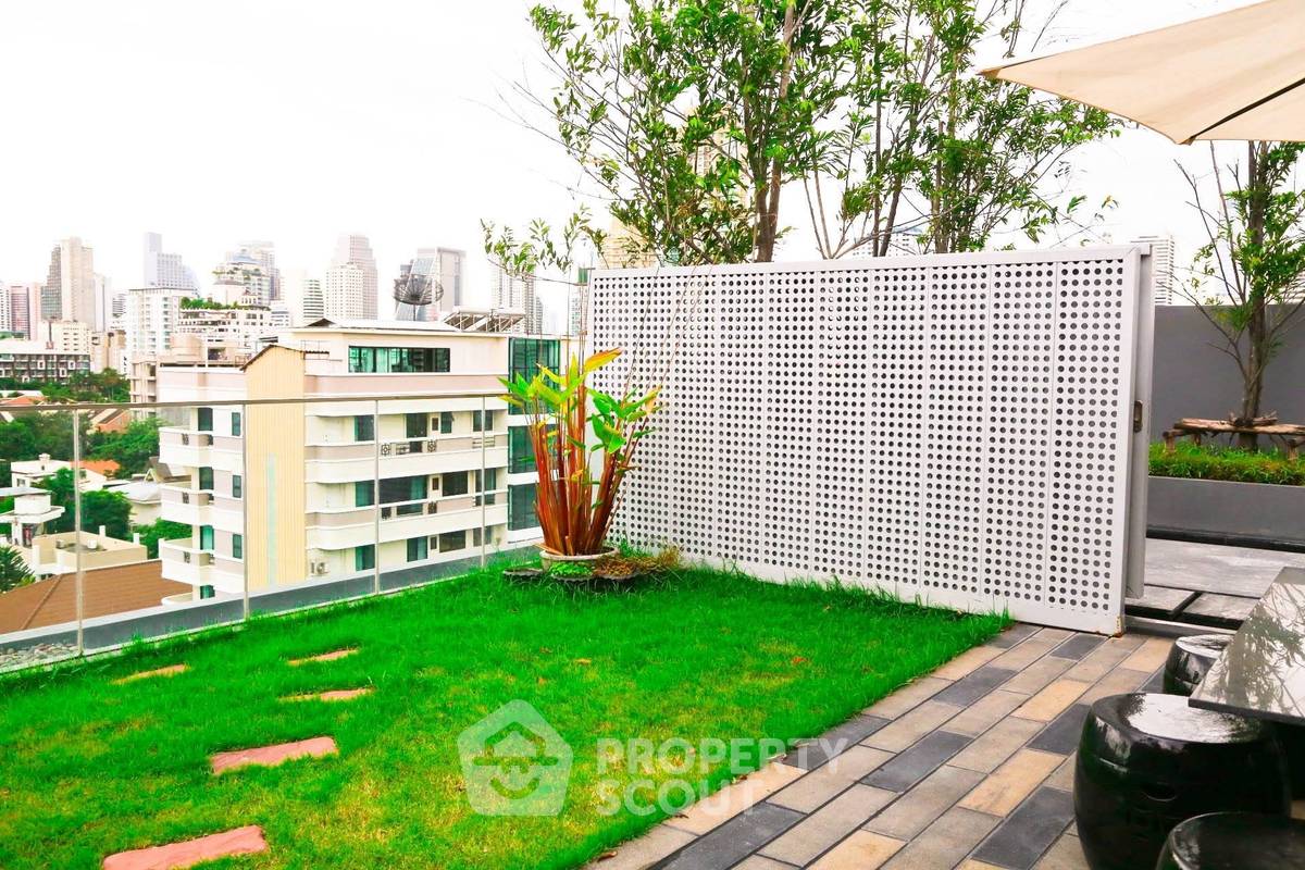 picture 2-BR Condo at Siamese Gioia near MRT Phetchaburi (ID 759652) - 13/13