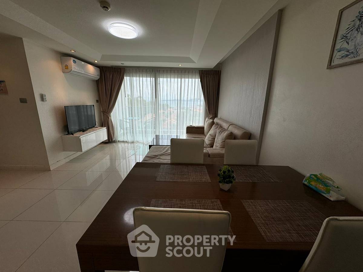 picture 2-BR Condo at Sunset Boulevard Residence 2 close to Phratamnak (ID 2056108) - 1/30