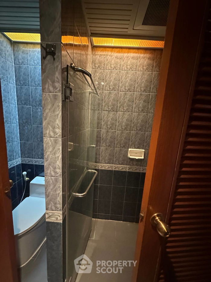 picture 1-BR Condo at Baan Somthavil Condominium near BTS Ratchadamri (ID 1556718) - 9/9