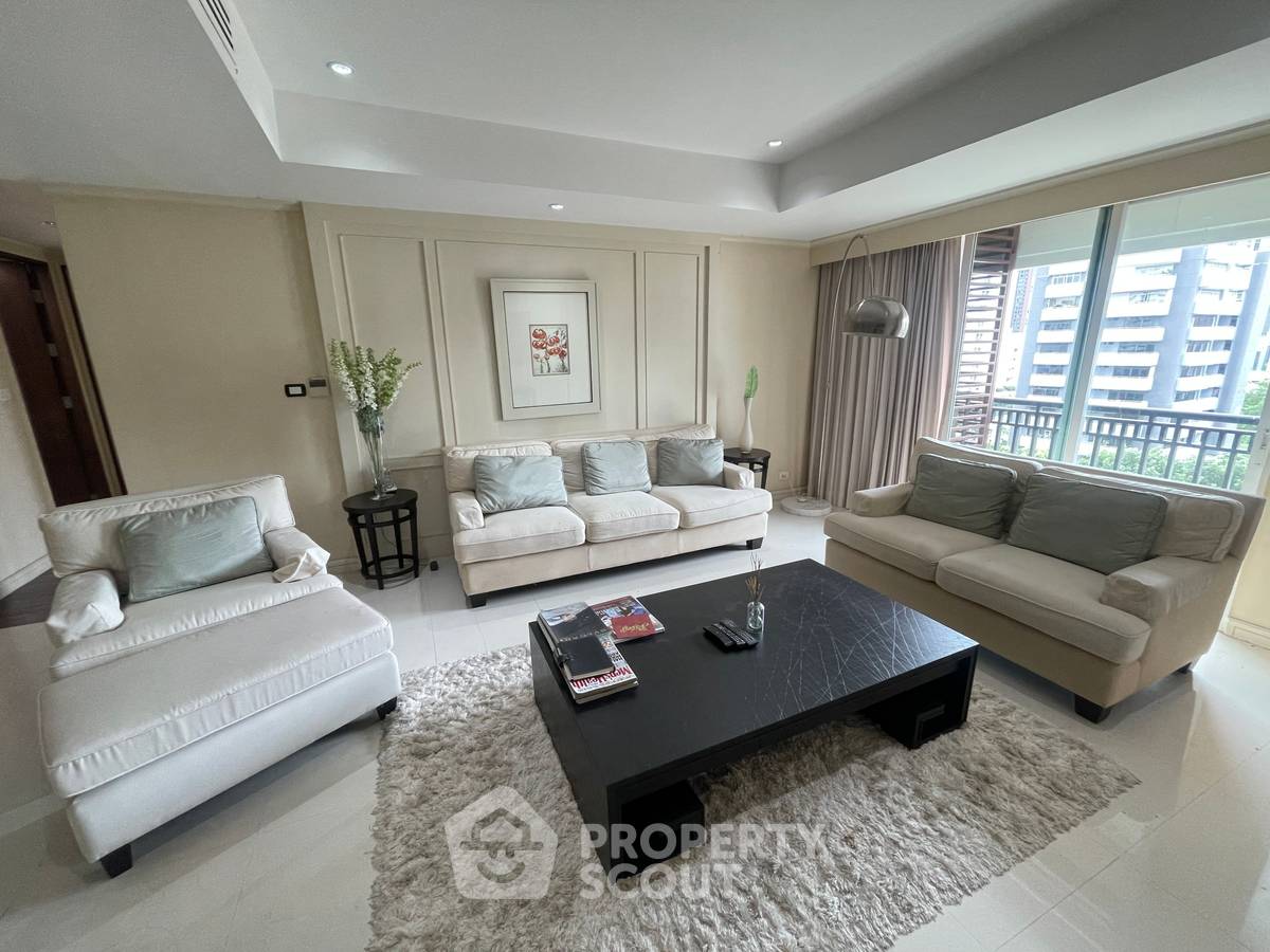 picture 2-BR Condo at The Oleander near BTS Nana (ID 2139854) - 3/25