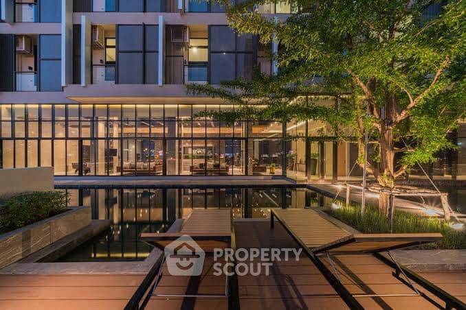 picture 1-BR Condo at Chewathai Residence Asoke near ARL Makkasan (ID 1305358) - 3/13