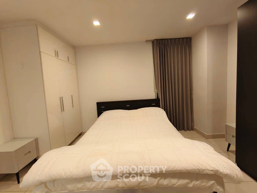 รูป คอนโด 2-ห้องนอน ที่ ปาร์ค รอยัล 3 ใกล้ ถนนพระตำหนัก พัทยา (ID 2091588) - รูปที่ 6/8