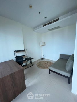 2-BR Condo at The River Condominium near BTS Saphan Taksin (ID 1348088)
