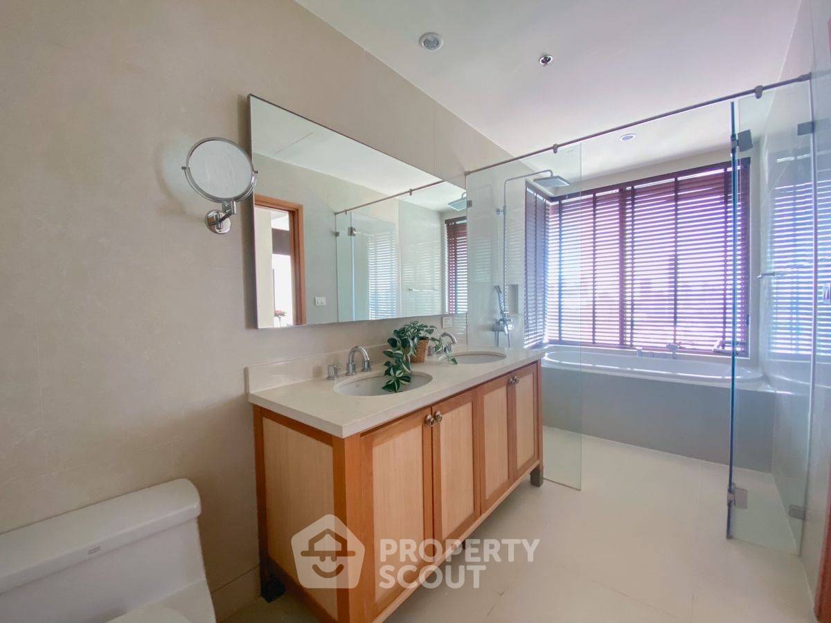 รูป คอนโด 2-ห้องนอน ที่ ดิ เอ็มโพริโอ เพลส ใกล้ BTS พร้อมพงษ์ (ID 2102874) - รูปที่ 12/30
