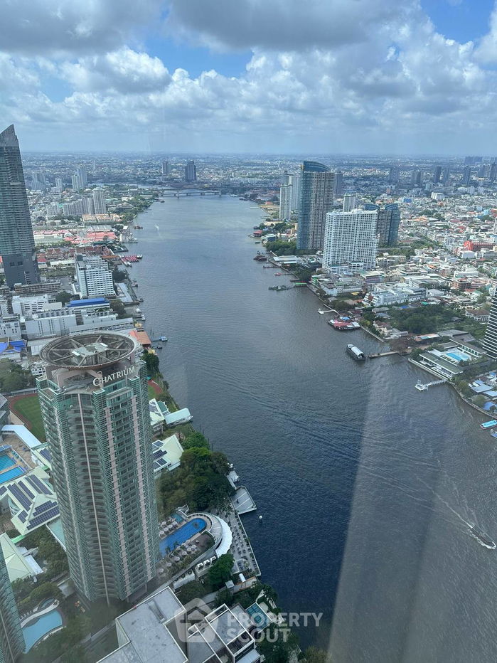 picture 2-BR Condo at Four Seasons Private Residences Bangkok near BTS Saphan Taksin (ID 1466869) - 7/7