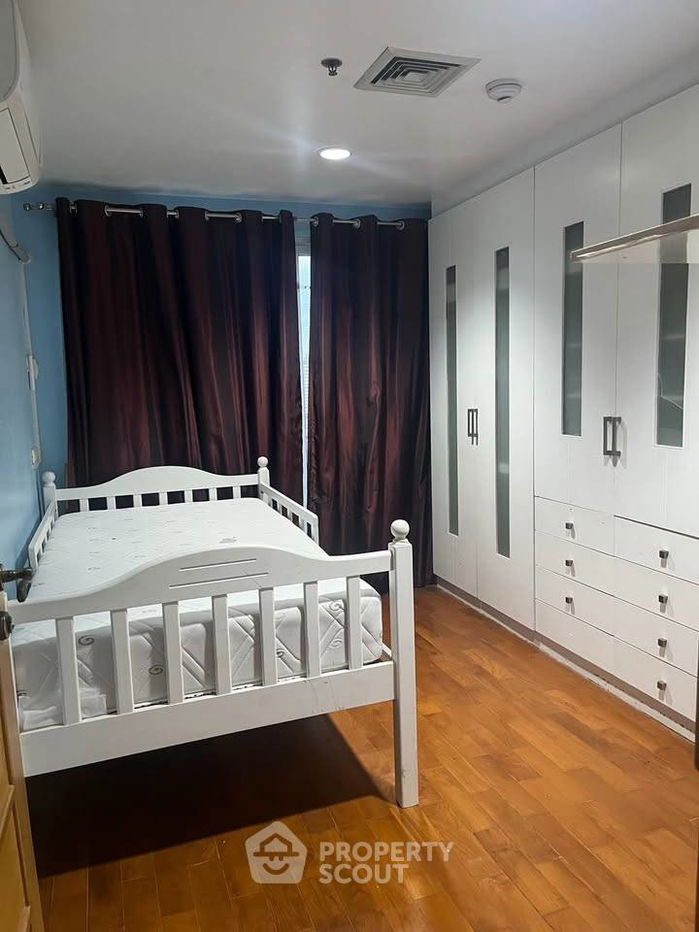 รูป คอนโด 4-ห้องนอน ที่ ริเวอร์ เฮเว่น เจริญกรุง คอนโดมิเนียม ใน บางคอแหลม (ID 2140911) - รูปที่ 5/16