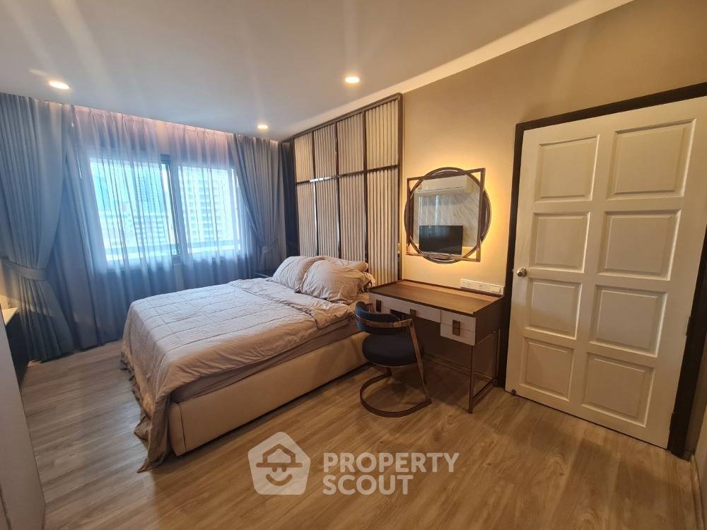 picture 3-BR Condo at Royal Castle Sukhumvit near BTS Phrom Phong (ID 438884) - 10/14