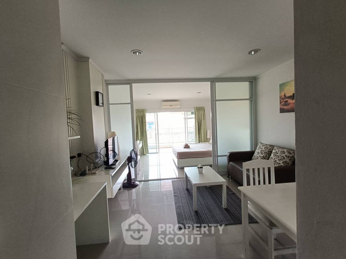 picture 1-BR Condo at Baan Klang Hua Hin Condominium close to Hua Hin Night Market (ID 1233671) - 5/9