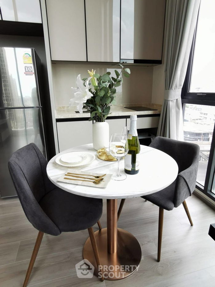 picture 1-BR Condo at The Reserve Phahol-Pradipat near BTS Saphan Khwai (ID 1972132) - 10/20