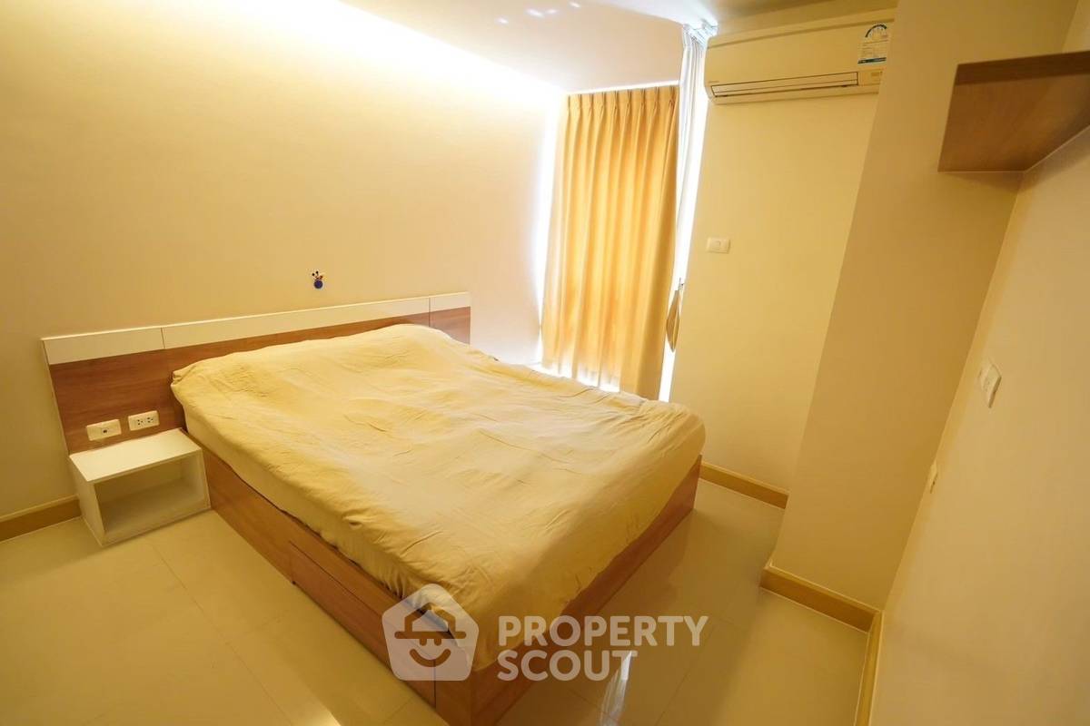 picture 1-BR Condo at Emerald Residence Ratchada near MRT Huai Khwang (ID 1844669) - 5/13