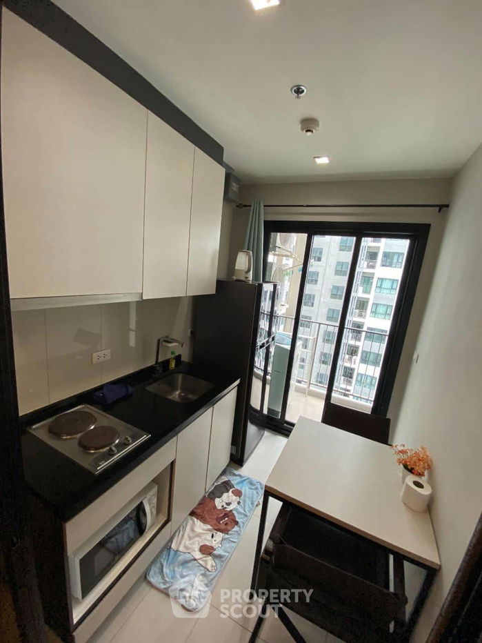 picture 1-BR Condo at The Base Central Pattaya close to Central Festival Pattaya (ID 2024903) - 3/9
