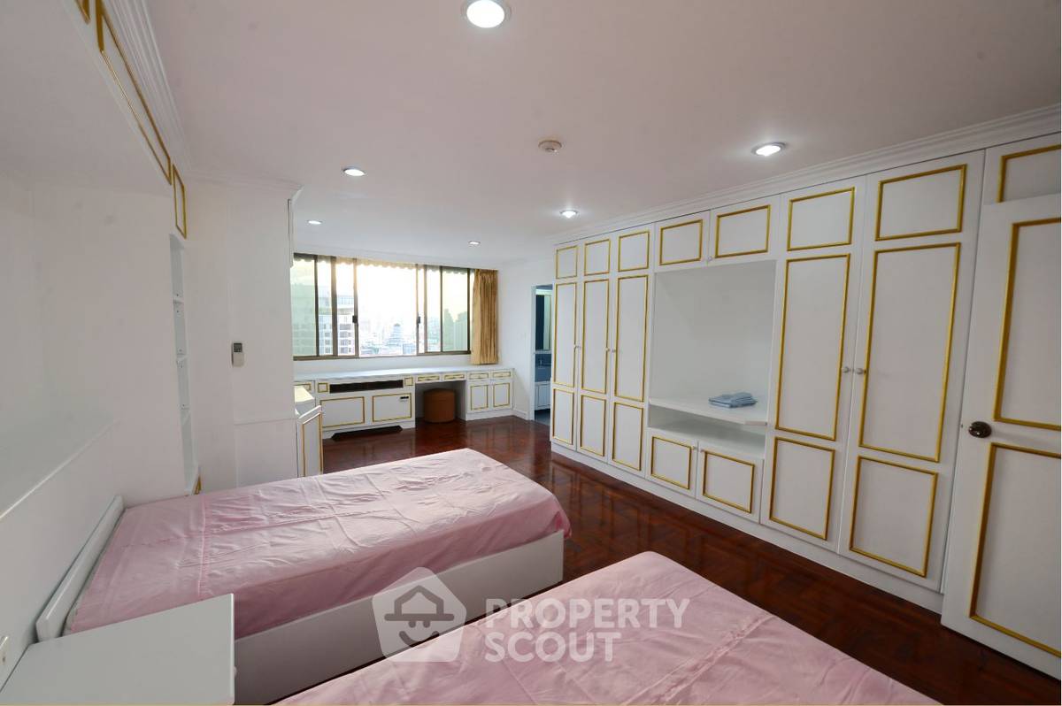 รูป คอนโด 3-ห้องนอน ที่ โอเรียลเต็ล ทาวเวอร์ คอนโดมิเนียม ใกล้ BTS เอกมัย (ID 510846) - รูปที่ 19/20