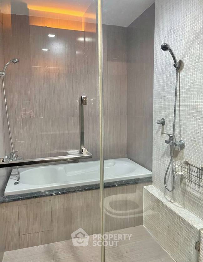 รูป คอนโด 2-ห้องนอน ที่ วิลล่า สิกขรา คอนโดมิเนียม ใกล้ พร้อมพงษ์ (ID 1144341) - รูปที่ 11/13