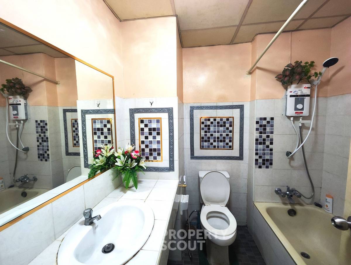 picture 1-BR Condo at View Talay 1 Condominium Jomtien close to Pattaya South (ID 2115379) - 7/7