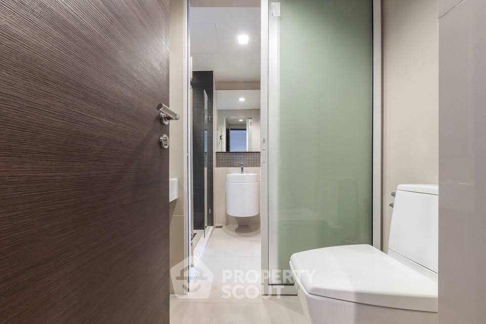 รูป คอนโด 1-ห้องนอน ที่ ริธึ่ม สาทร ใกล้ BTS สะพานตากสิน (ID 2176931) - รูปที่ 17/20