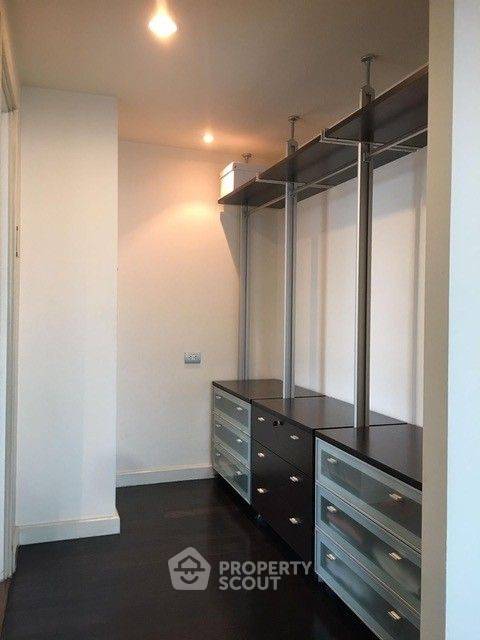 picture 3-BR Condo at Watermark Chaophraya near BTS Krung Thon Buri (ID 947877) - 7/15