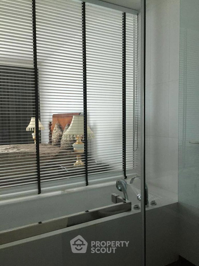 picture 2-BR Condo at 185 Rajadamri near BTS Ratchadamri (ID 882397) - 3/6