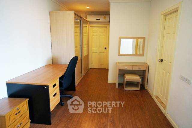 picture 2-BR Condo at Grand Park View Asoke near MRT Sukhumvit (ID 884563) - 3/5